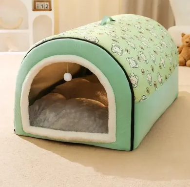 Winter Warm Dog House